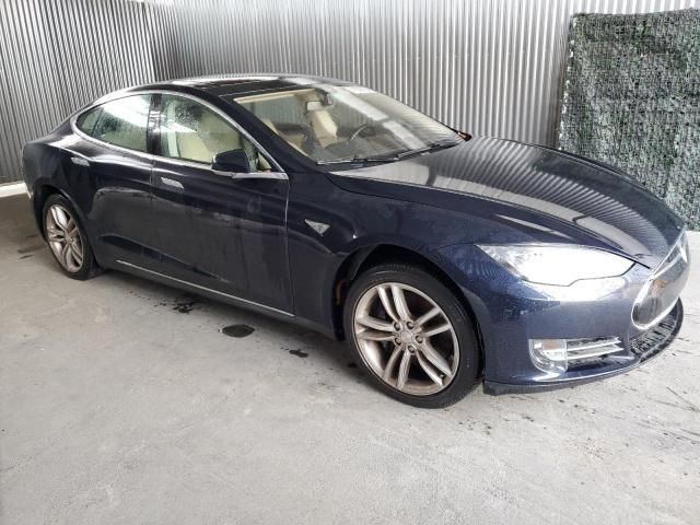 2014 Tesla Model S