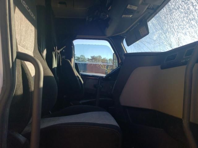 2018 Freightliner Cascadia 126