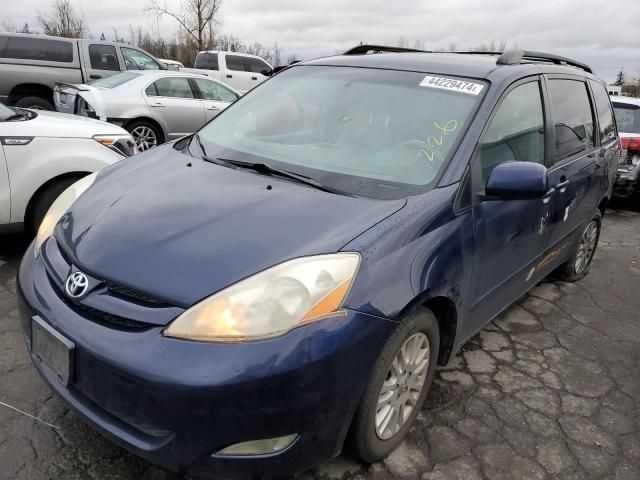 2007 Toyota Sienna XLE