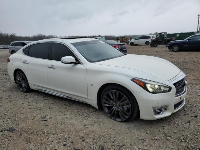 2016 Infiniti Q70 3.7