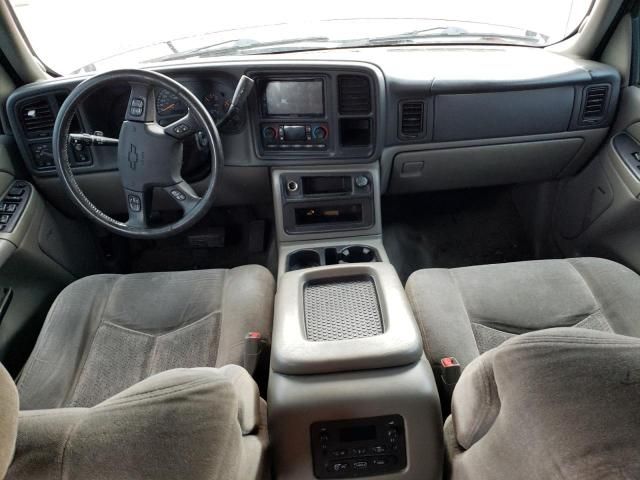 2004 Chevrolet Suburban C1500