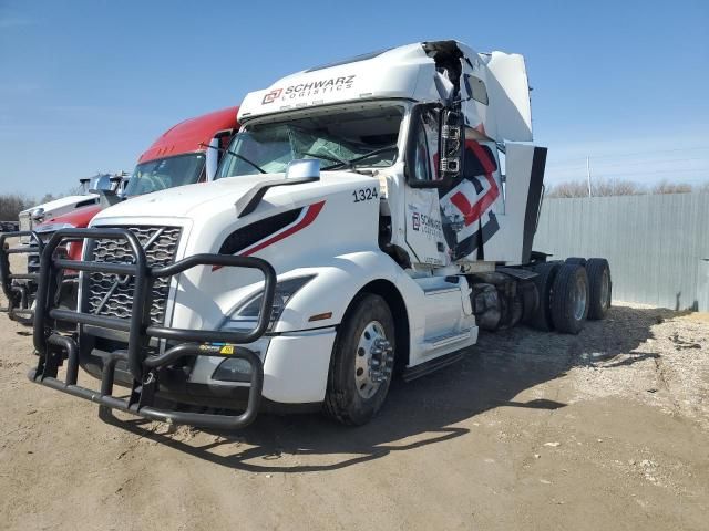 2021 Volvo VN VNL