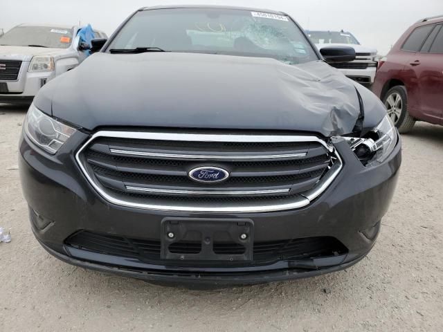 2017 Ford Taurus SEL