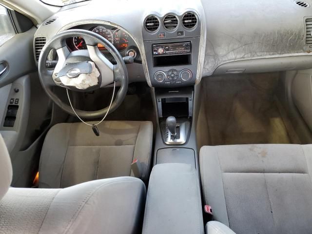 2010 Nissan Altima Base