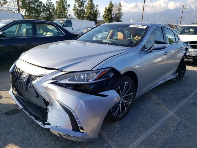 2024 Lexus ES 300H Base