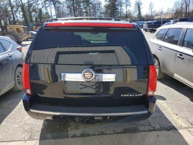 2013 Cadillac Escalade Luxury