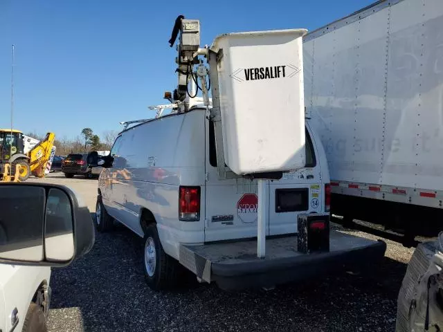 2013 Ford Econoline E350 Super Duty Van