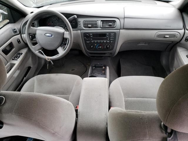 2005 Ford Taurus SE