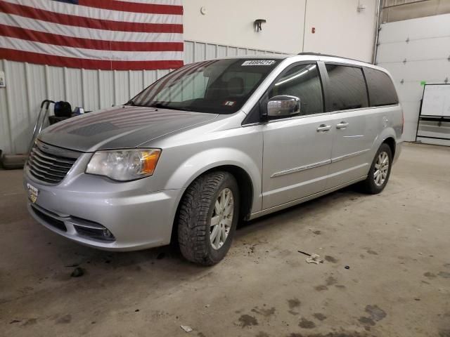 2011 Chrysler Town & Country Touring L