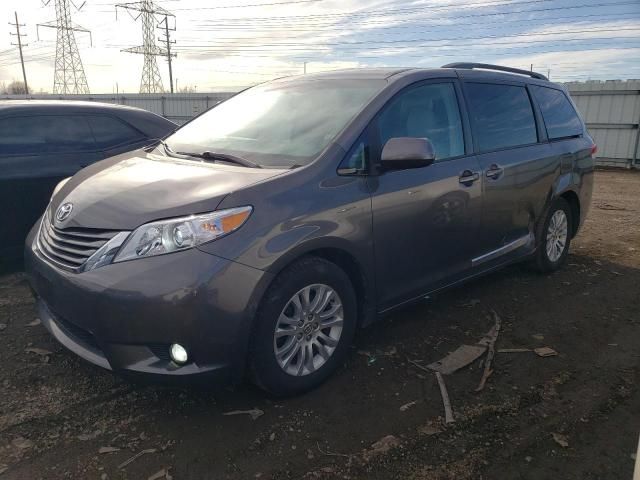 2011 Toyota Sienna XLE