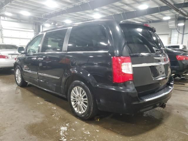 2014 Chrysler Town & Country Touring L