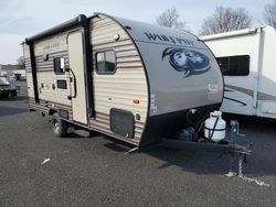 Vehiculos salvage en venta de Copart Mcfarland, WI: 2017 Forest River Travel Trailer