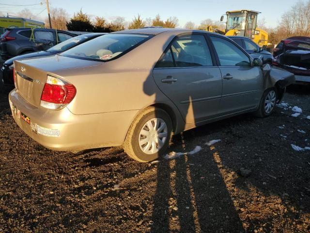 2005 Toyota Camry LE