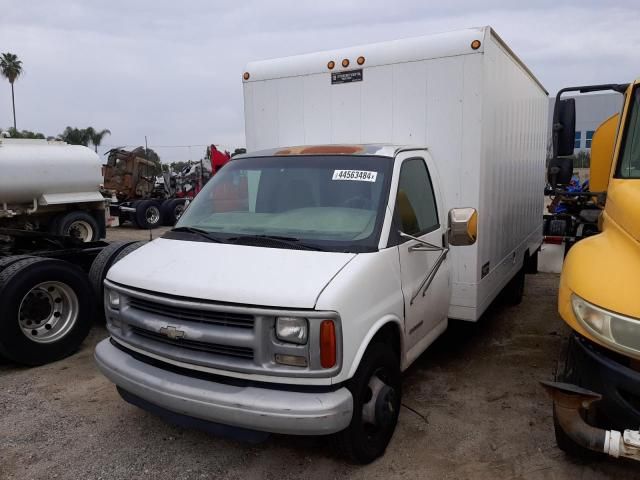 2001 Chevrolet Express Cutaway G3500