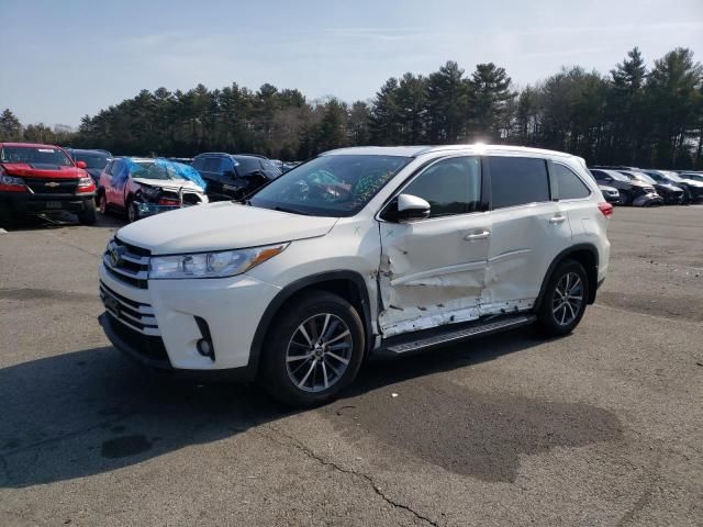 2018 Toyota Highlander SE