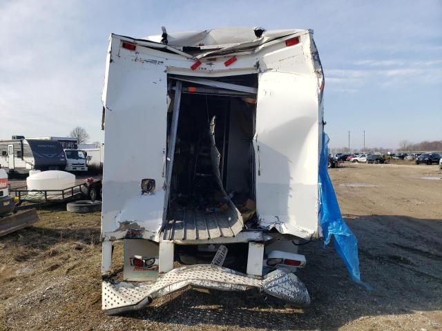 2012 Ford Econoline E450 Super Duty Cutaway Van