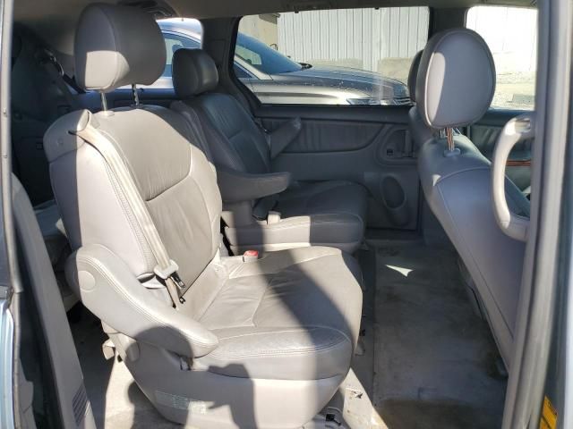 2006 Toyota Sienna XLE