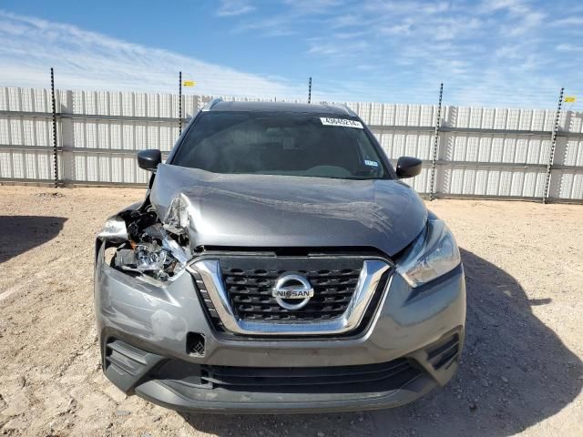 2019 Nissan Kicks S