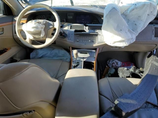 2005 Toyota Avalon XL