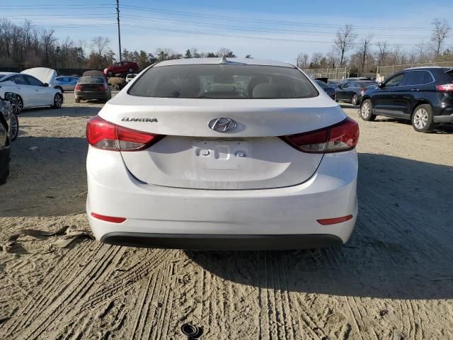 2015 Hyundai Elantra SE