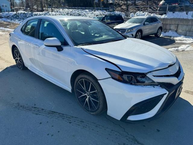 2021 Toyota Camry SE