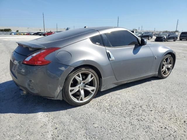 2011 Nissan 370Z Base