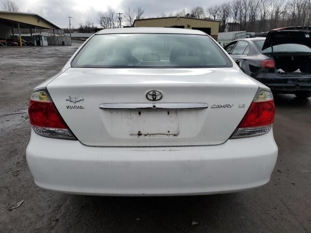 2005 Toyota Camry LE