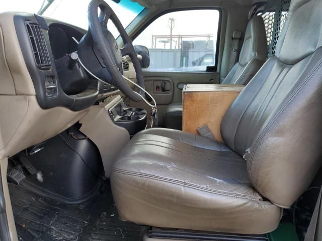 2002 GMC Savana G3500