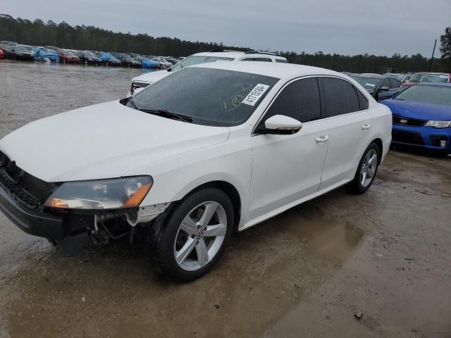 2012 Volkswagen Passat SE