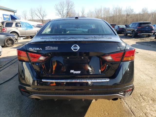 2022 Nissan Altima SR