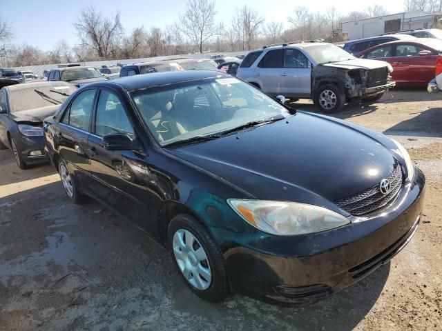 2004 Toyota Camry LE