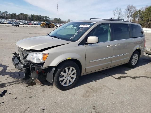 2016 Chrysler Town & Country Touring