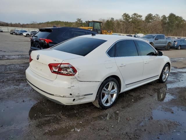 2013 Volkswagen Passat SEL