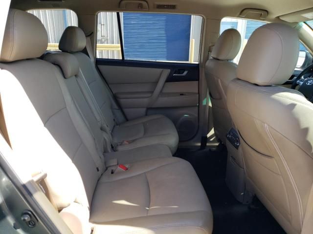 2013 Toyota Highlander Base