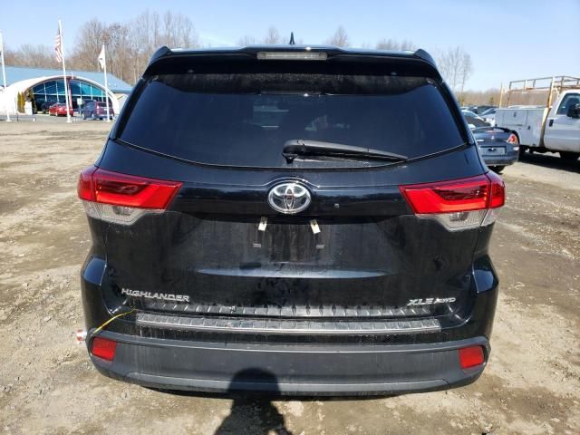 2019 Toyota Highlander SE