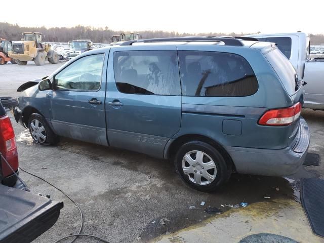 2002 Toyota Sienna CE