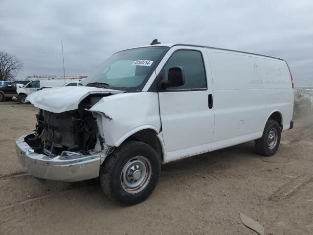 2016 Chevrolet Express G2500