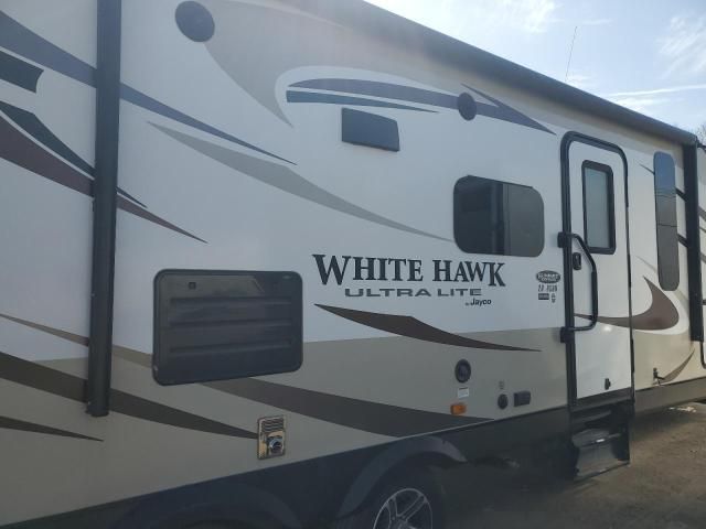 2015 White Trailer