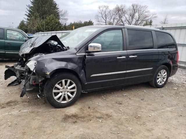 2015 Chrysler Town & Country Limited Platinum