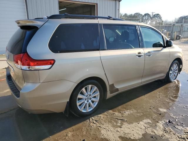 2011 Toyota Sienna XLE