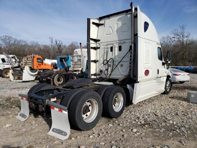 2016 Freightliner Cascadia 125