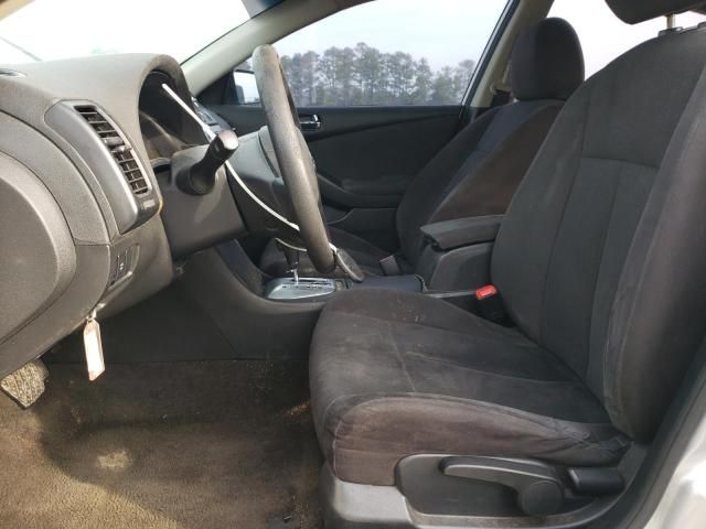 2010 Nissan Altima Base