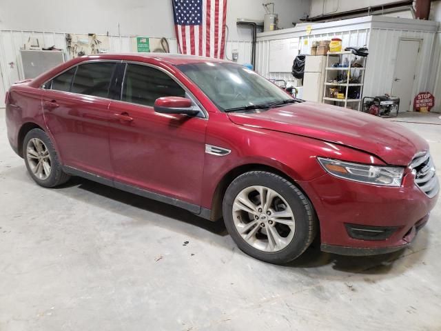 2016 Ford Taurus SEL