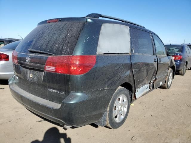 2004 Toyota Sienna CE