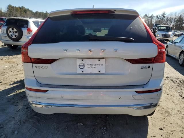 2022 Volvo XC60 B6 Inscription