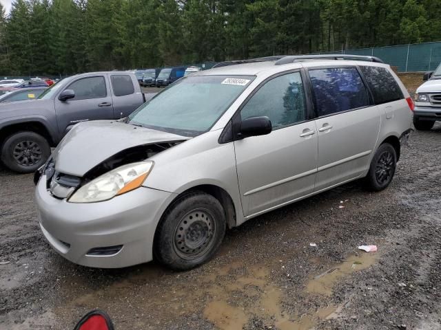 2009 Toyota Sienna CE