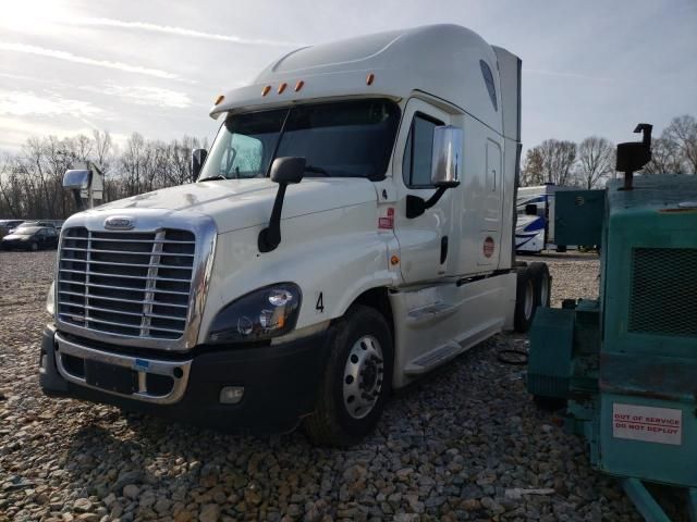 2016 Freightliner Cascadia 125