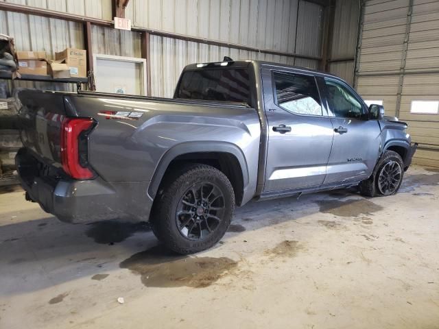 2022 Toyota Tundra Crewmax SR