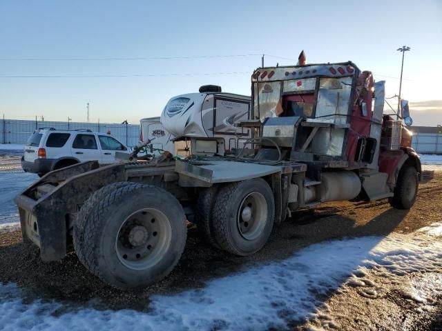 2013 Kenworth Construction T800