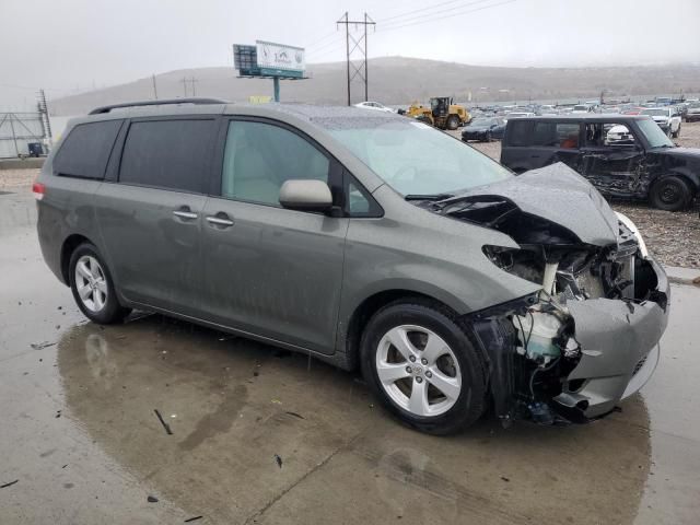 2011 Toyota Sienna XLE